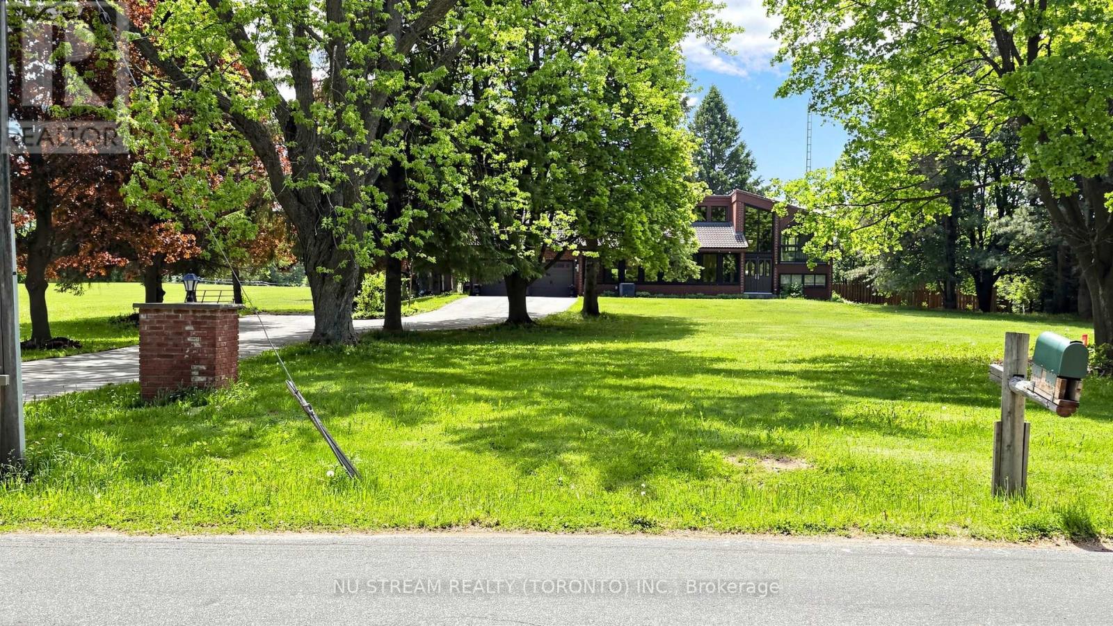 2881 Doane Road Property Photo 1