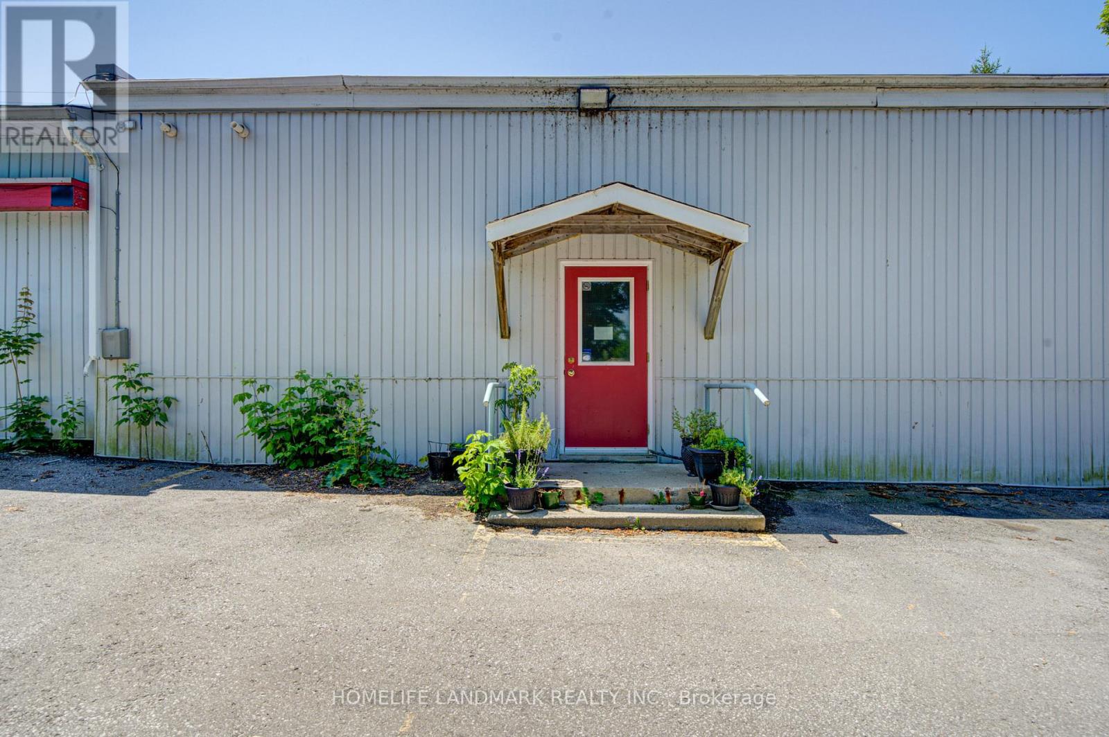 328 Mill Street Property Photo 18