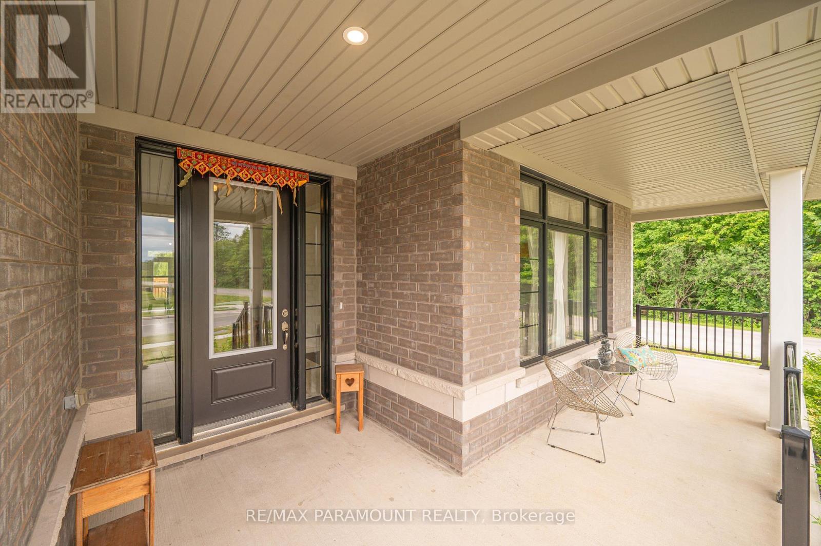 1 Sparrow Way Property Photo 3