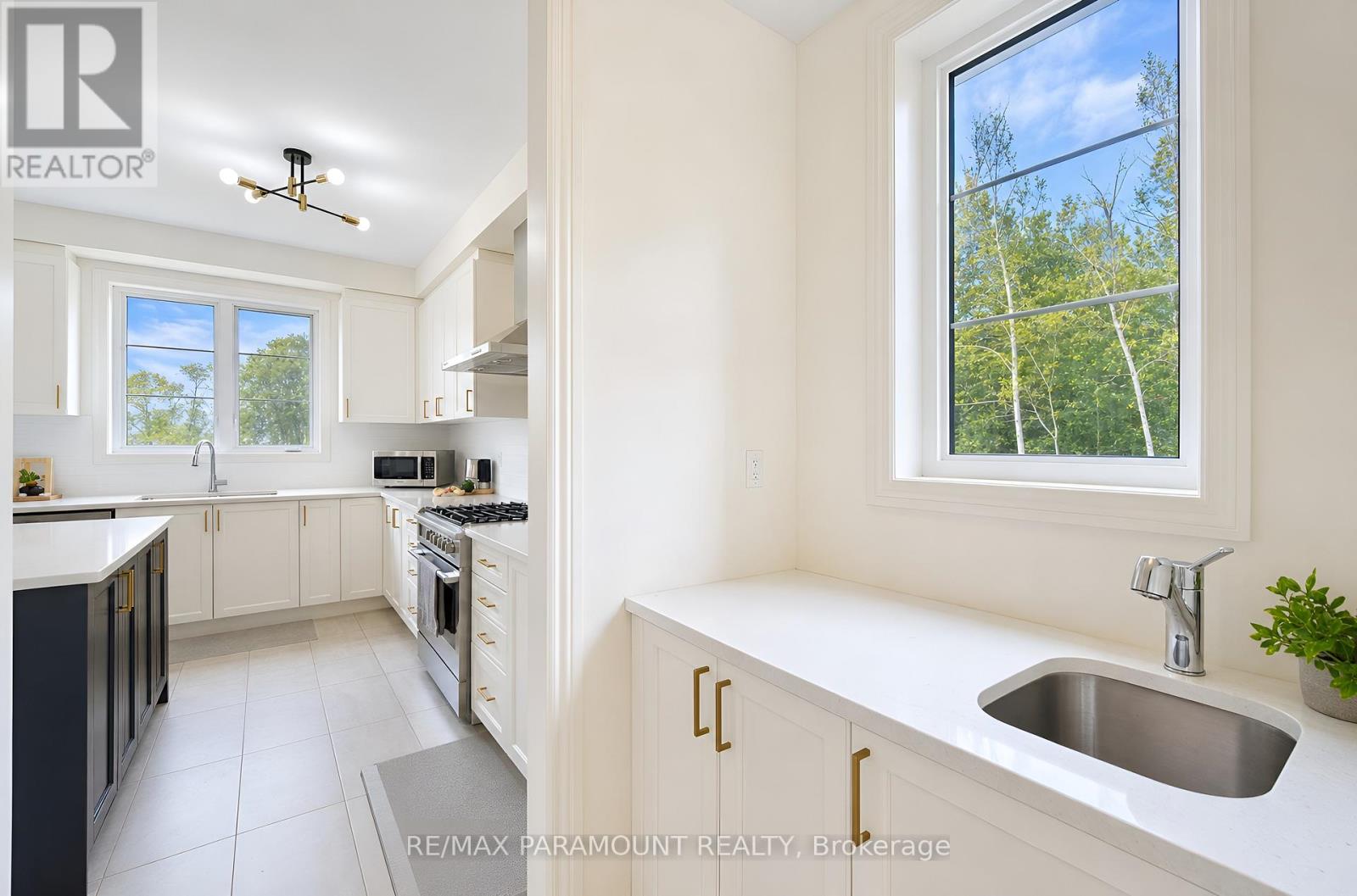 1 Sparrow Way Property Photo 10