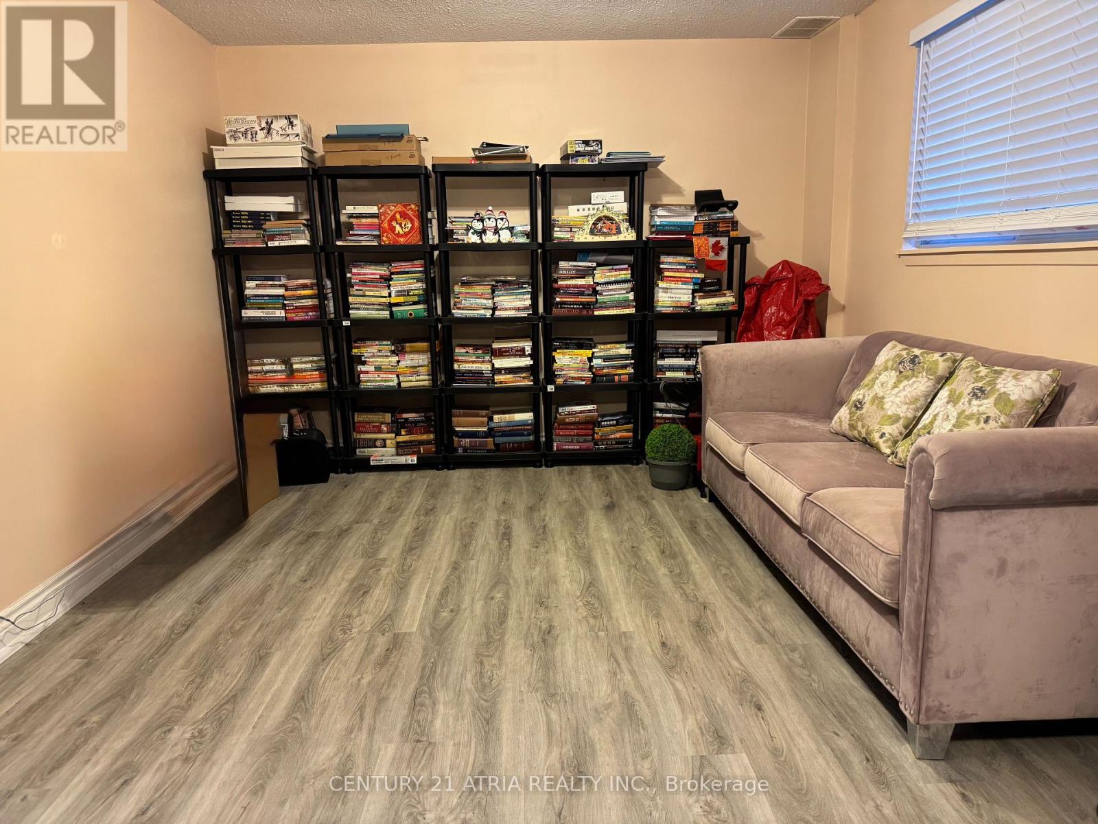 38 Henderson Drive Property Photo 5
