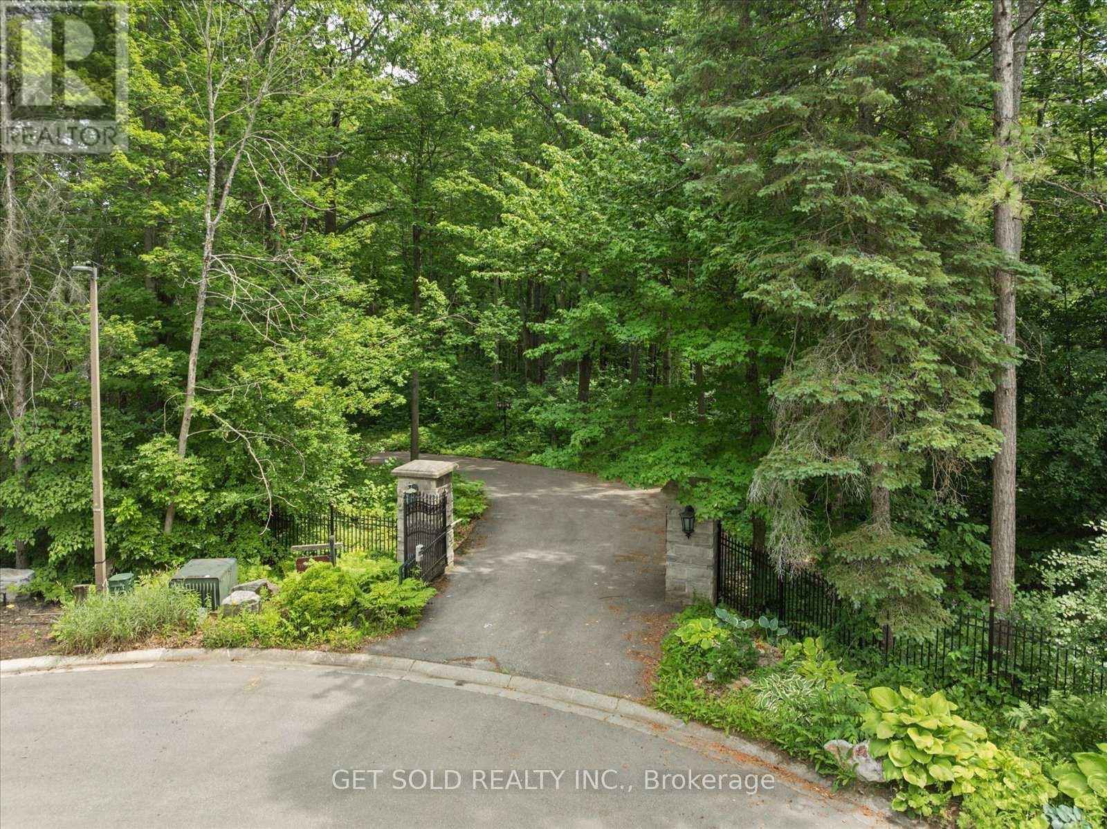 80 White Pine Trail Property Photo 2