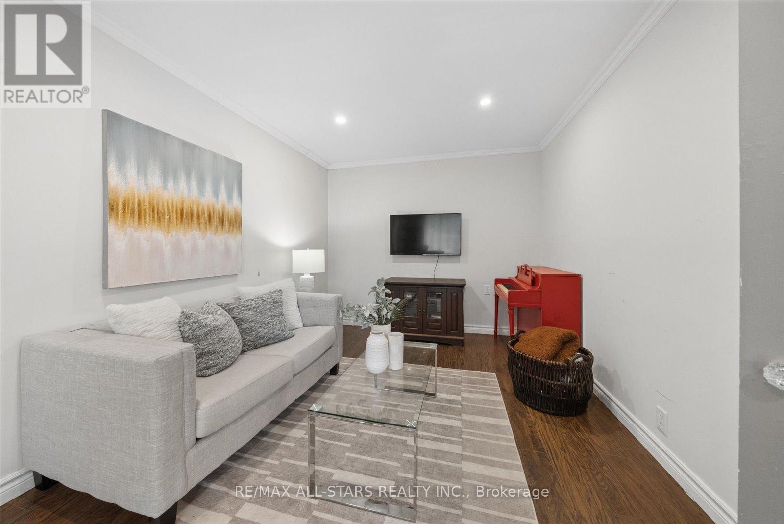 340 Walter Drive Property Photo 13