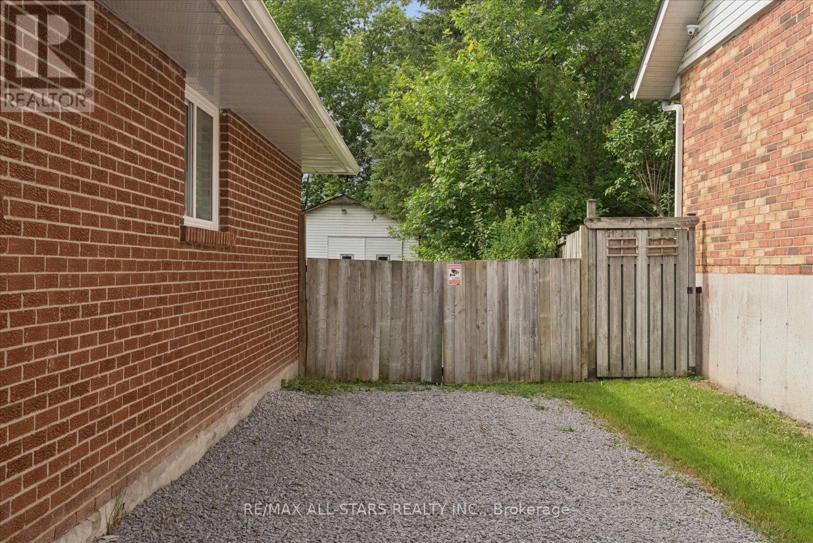 340 Walter Drive Property Photo 32