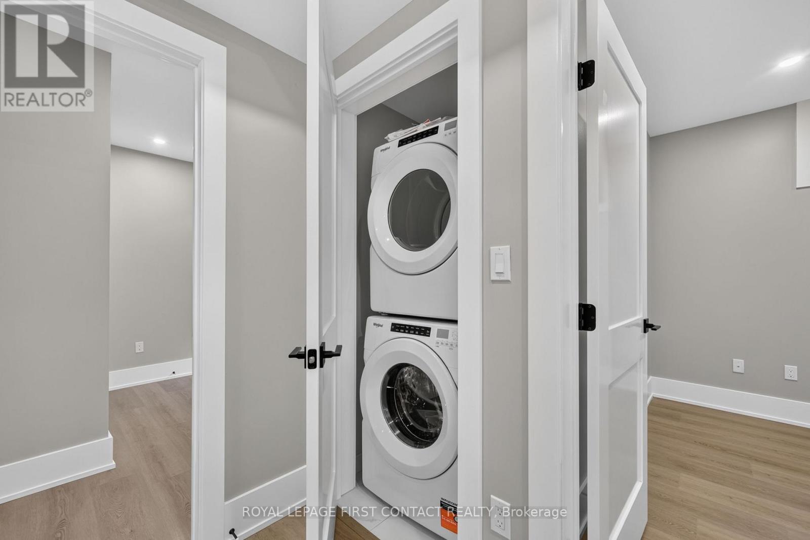 929 7th Line Property Photo 29