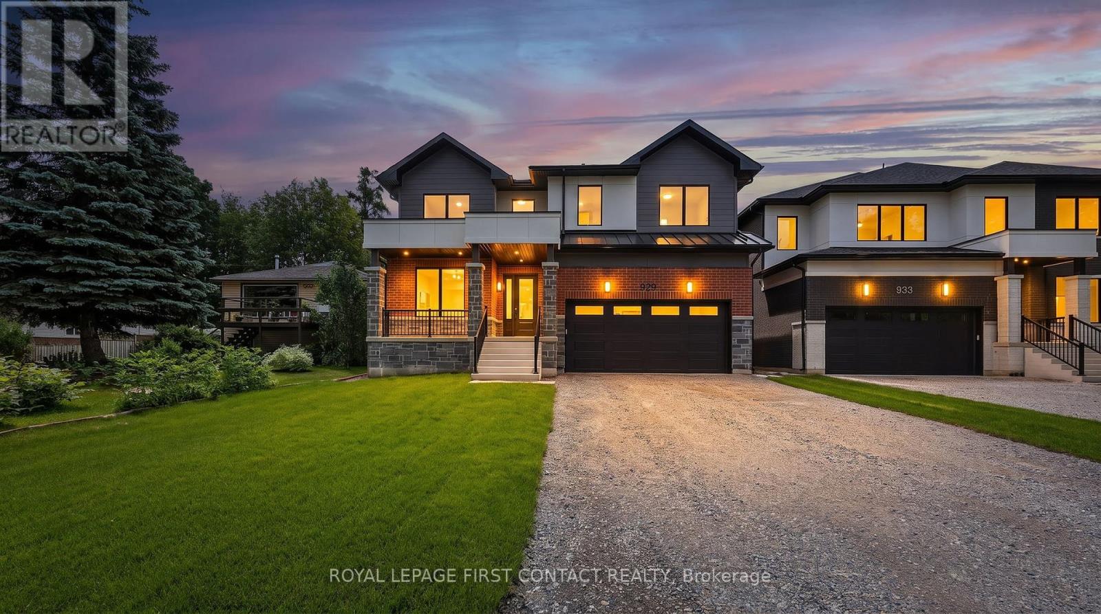 929 7th Line Property Photo 34