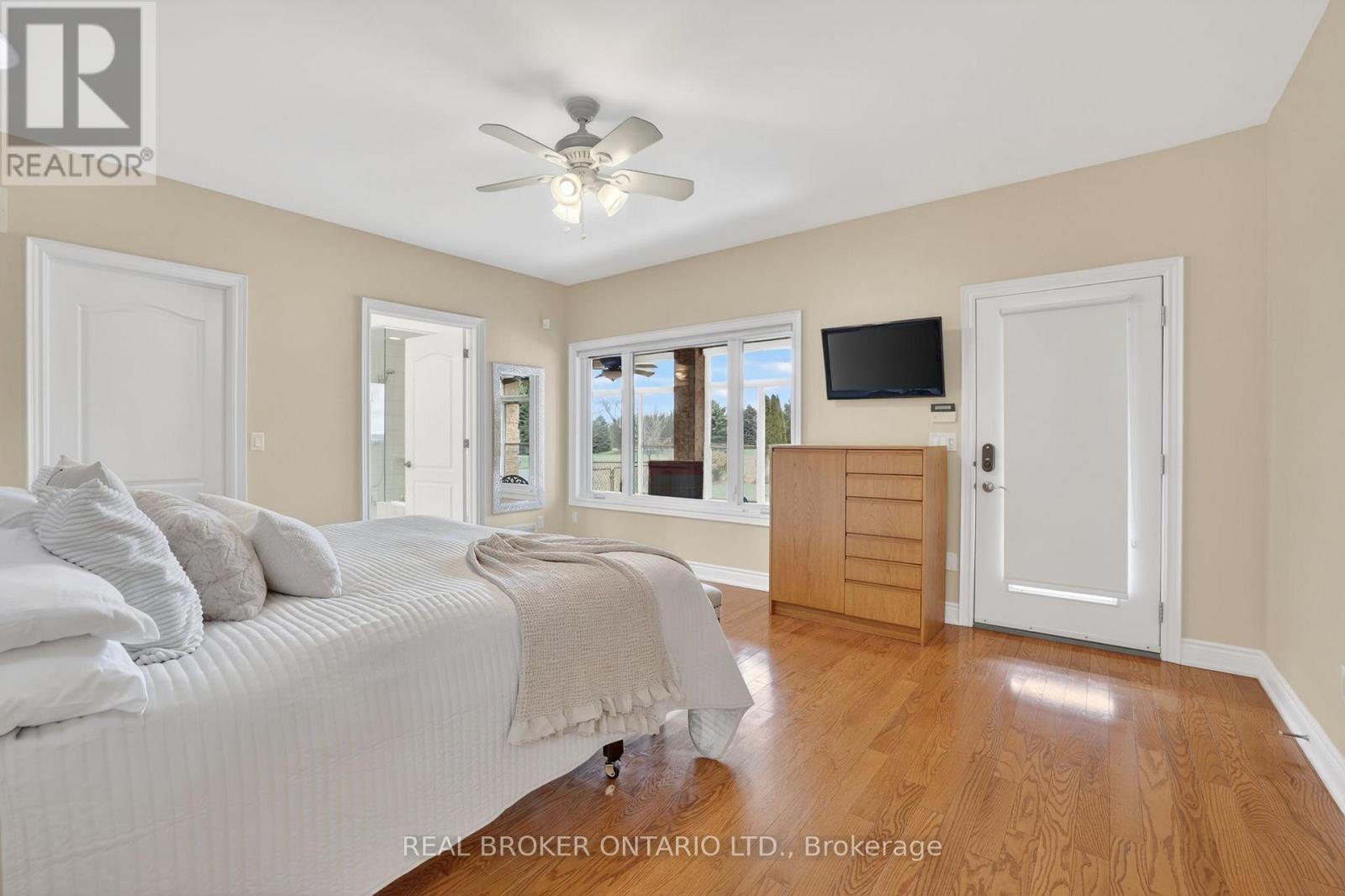 3421 Cole Road Property Photo 21