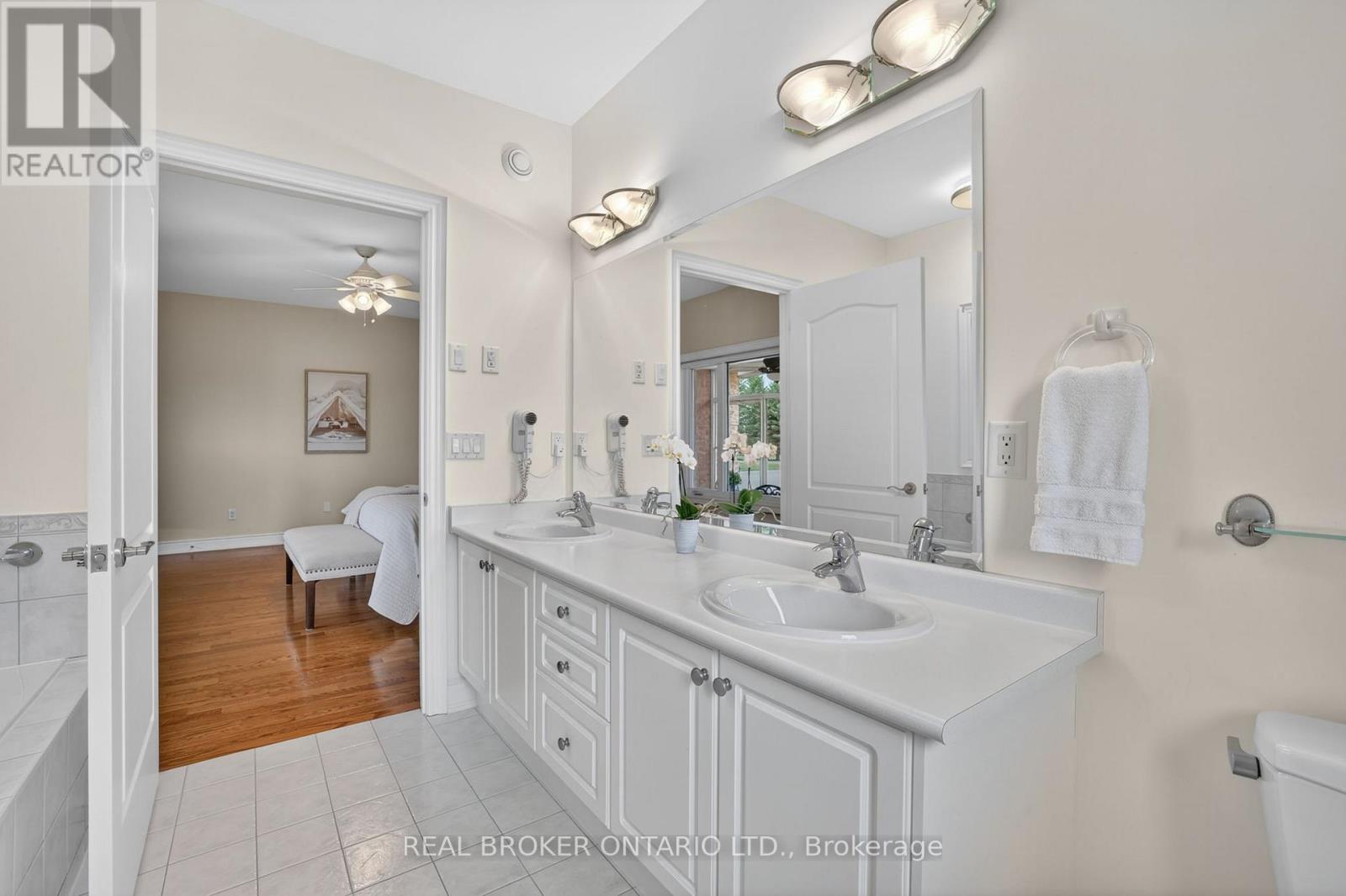3421 Cole Road Property Photo 22