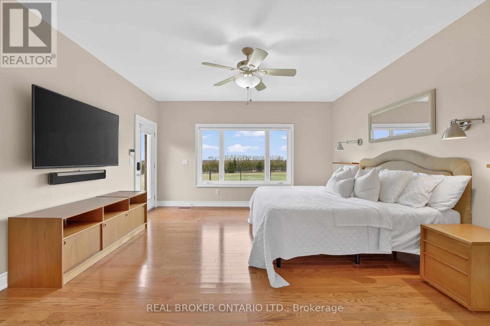 3421 Cole Road Property Photo 24