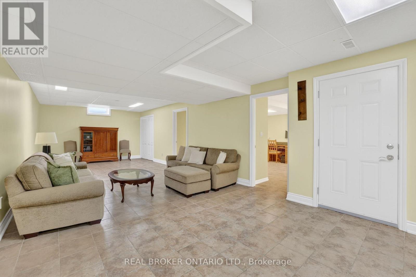 3421 Cole Road Property Photo 36
