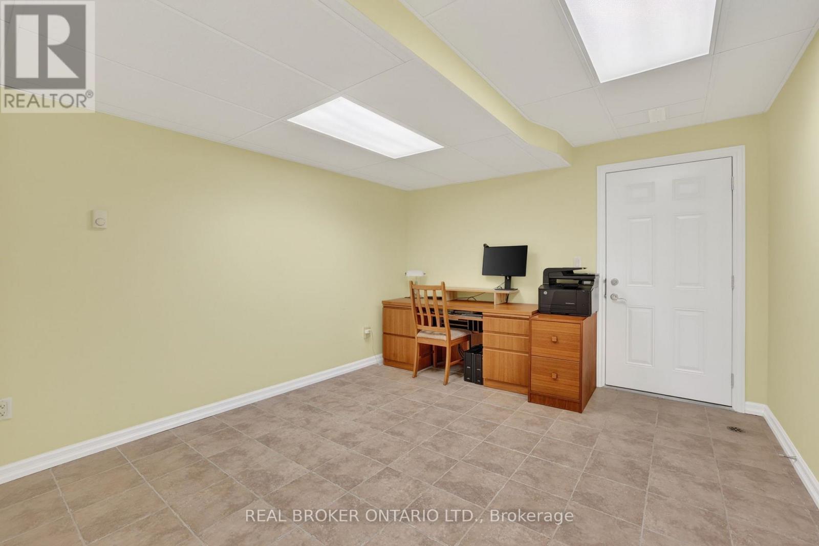 3421 Cole Road Property Photo 39