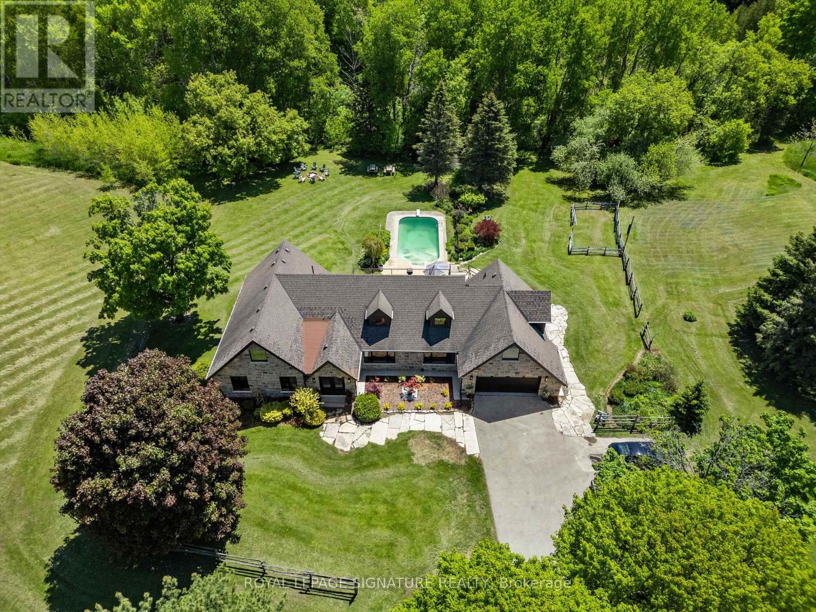 16455 11th Concession Property Photo 1