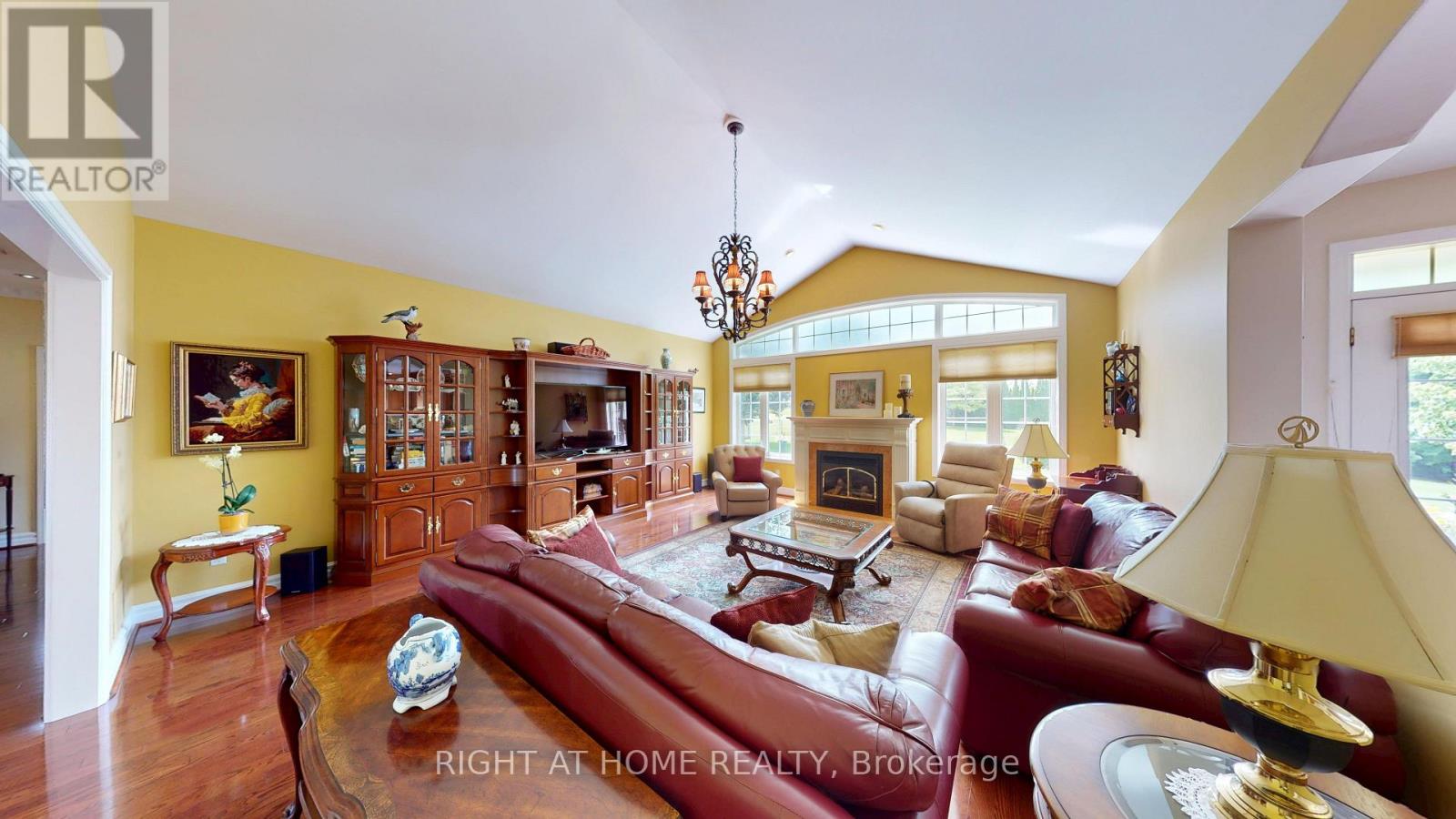 35 Golfview Boulevard Property Photo 8