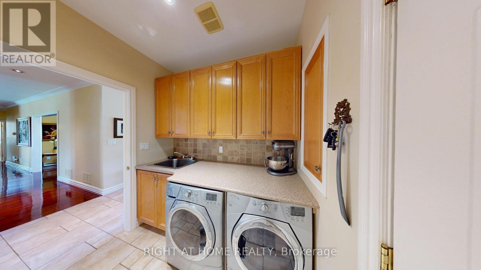 35 Golfview Boulevard Property Photo 15