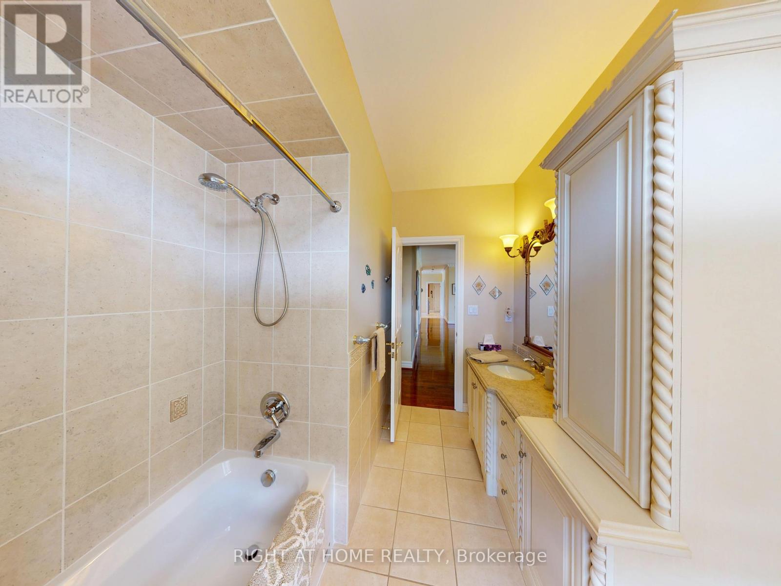 35 Golfview Boulevard Property Photo 18