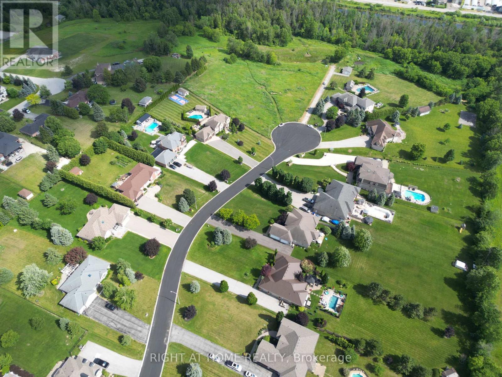 35 Golfview Boulevard Property Photo 31