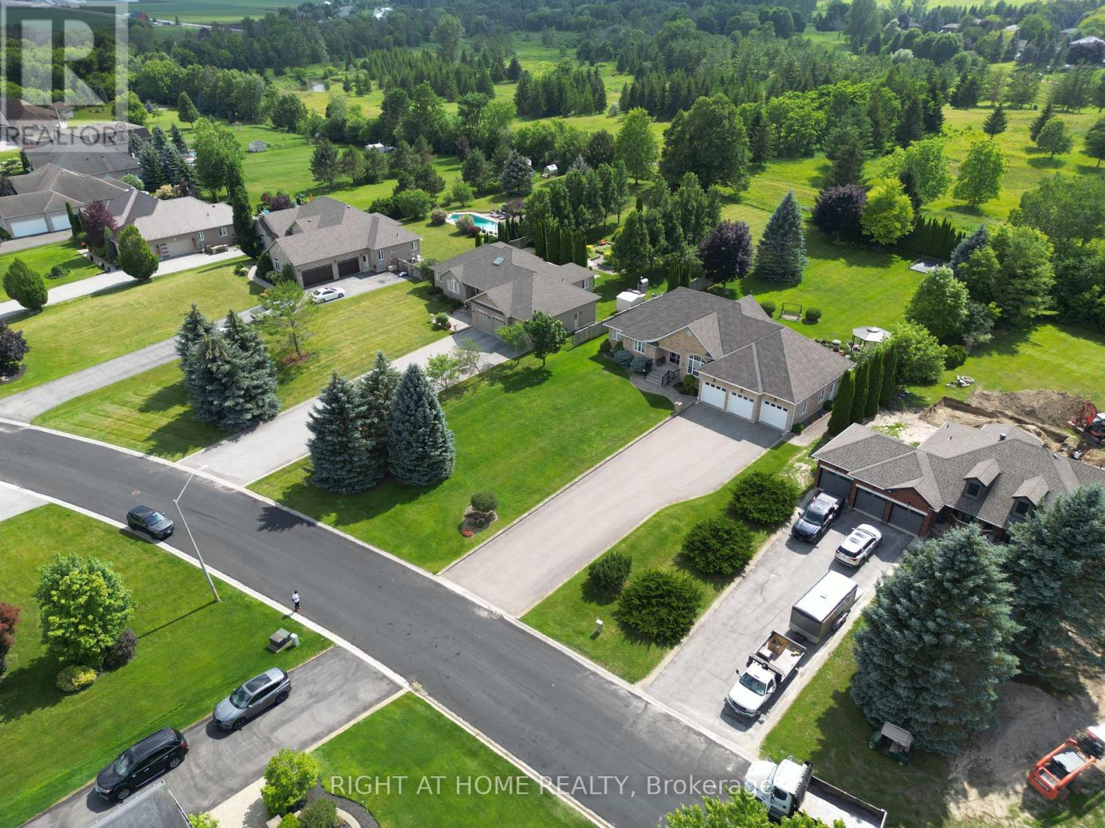 35 Golfview Boulevard Property Photo 37