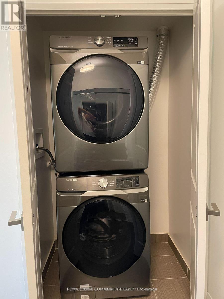 2231 - 7161 Yonge Street Property Photo 6