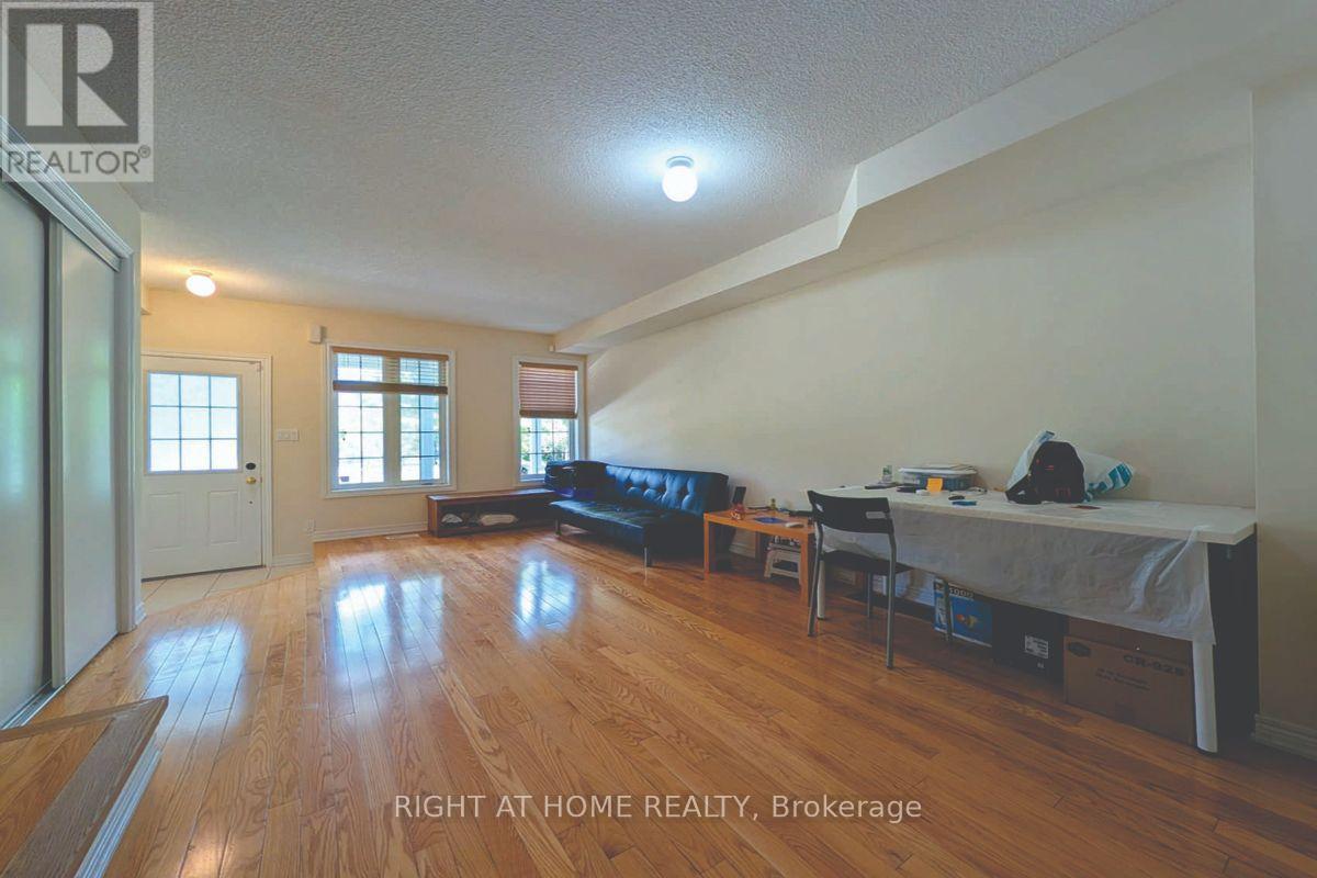 279 Caboto Trail Property Photo 3