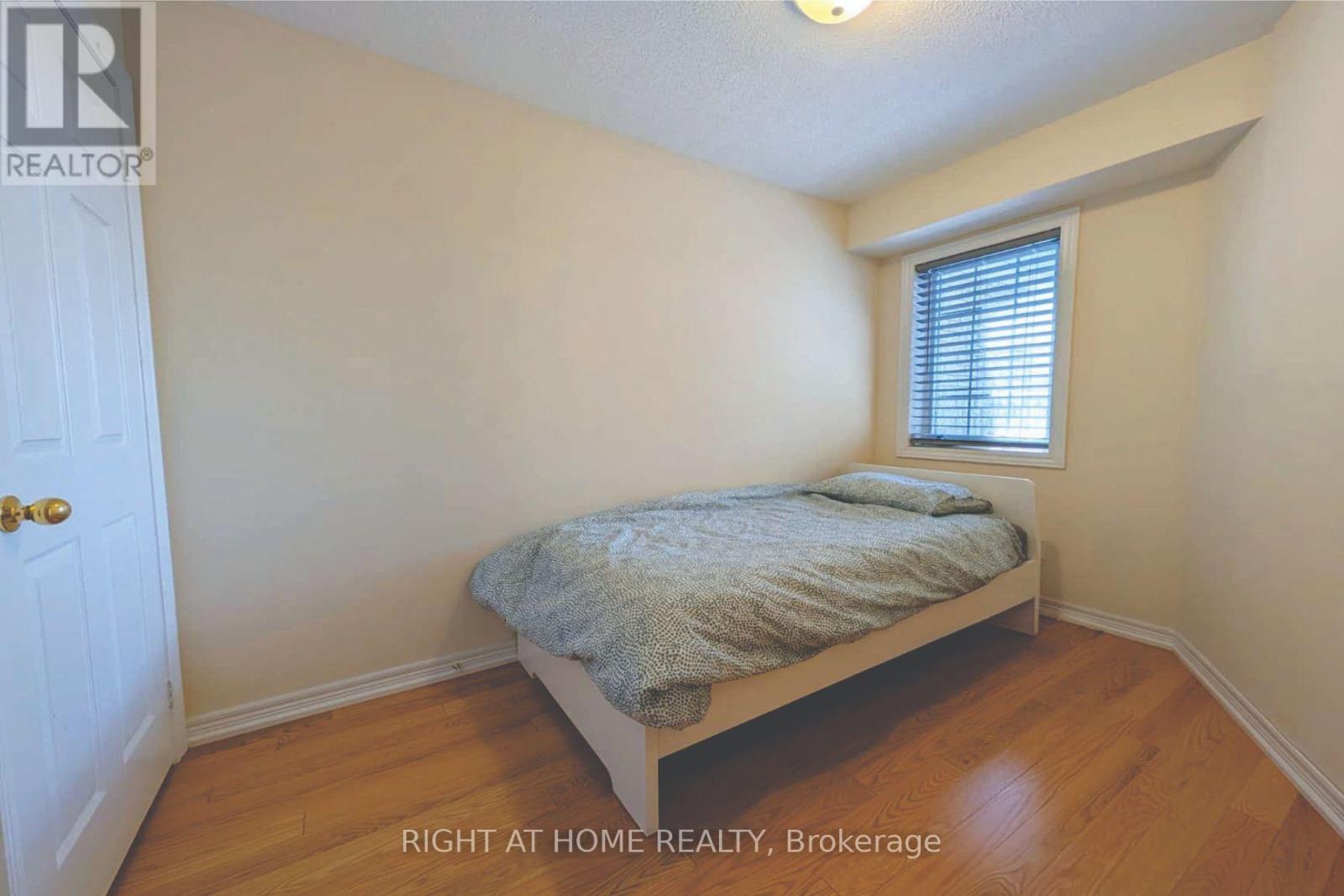 279 Caboto Trail Property Photo 10