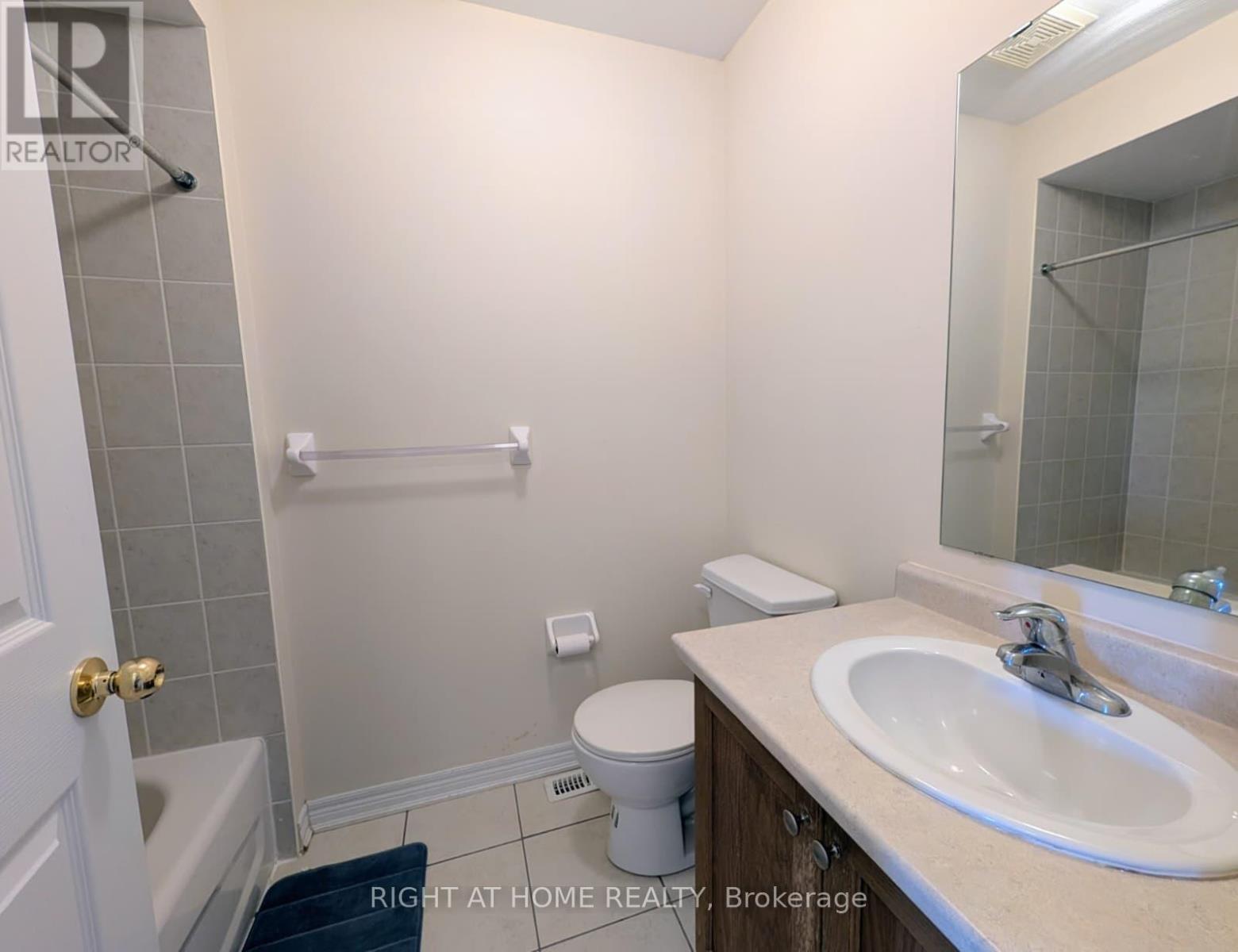 279 Caboto Trail Property Photo 11