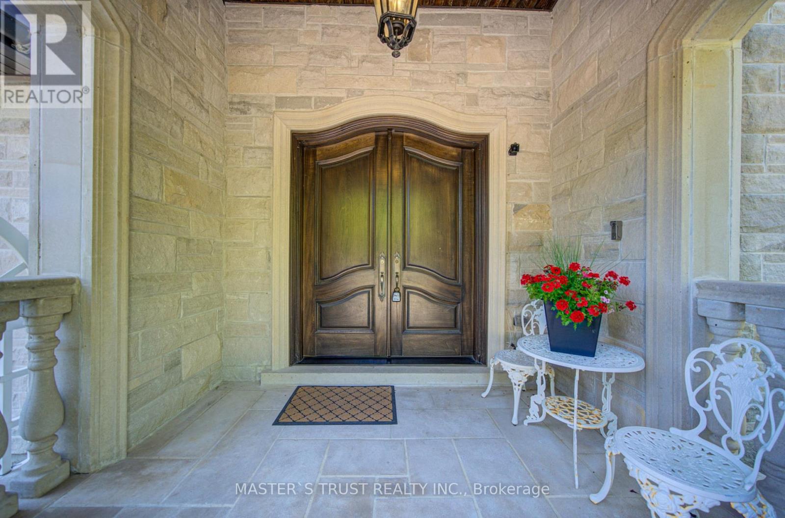 727 Sunset Beach Road Property Photo 2