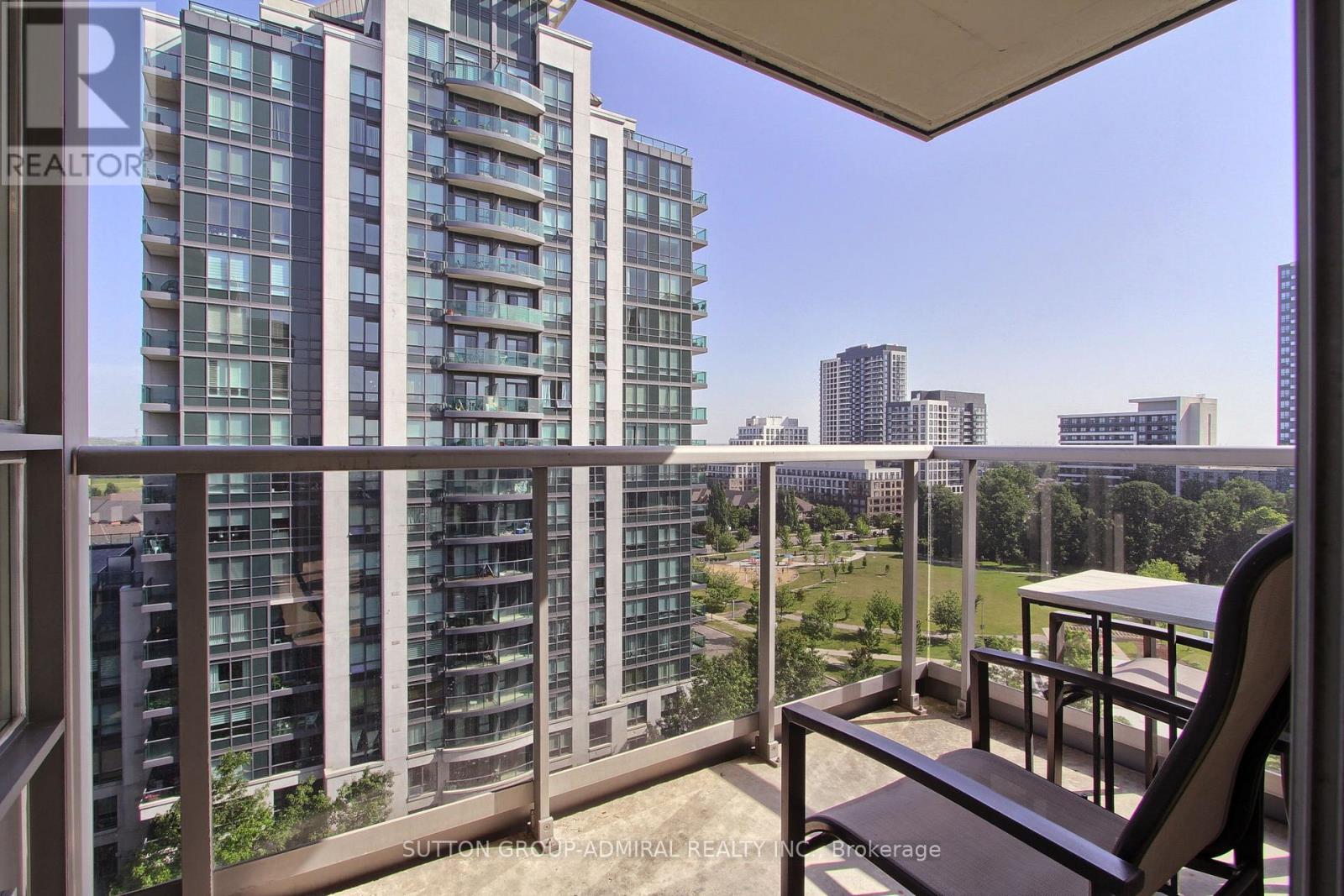 905 - 50 Disera Drive Property Photo 35