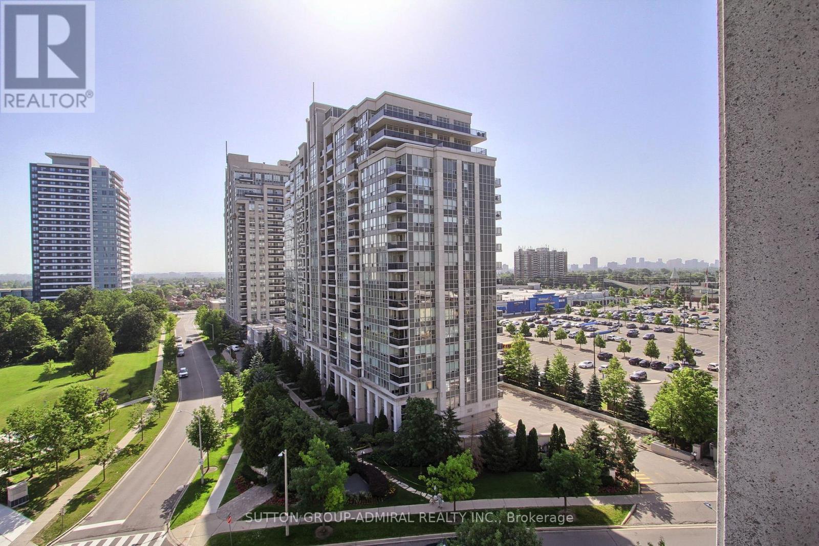 905 - 50 Disera Drive Property Photo 36