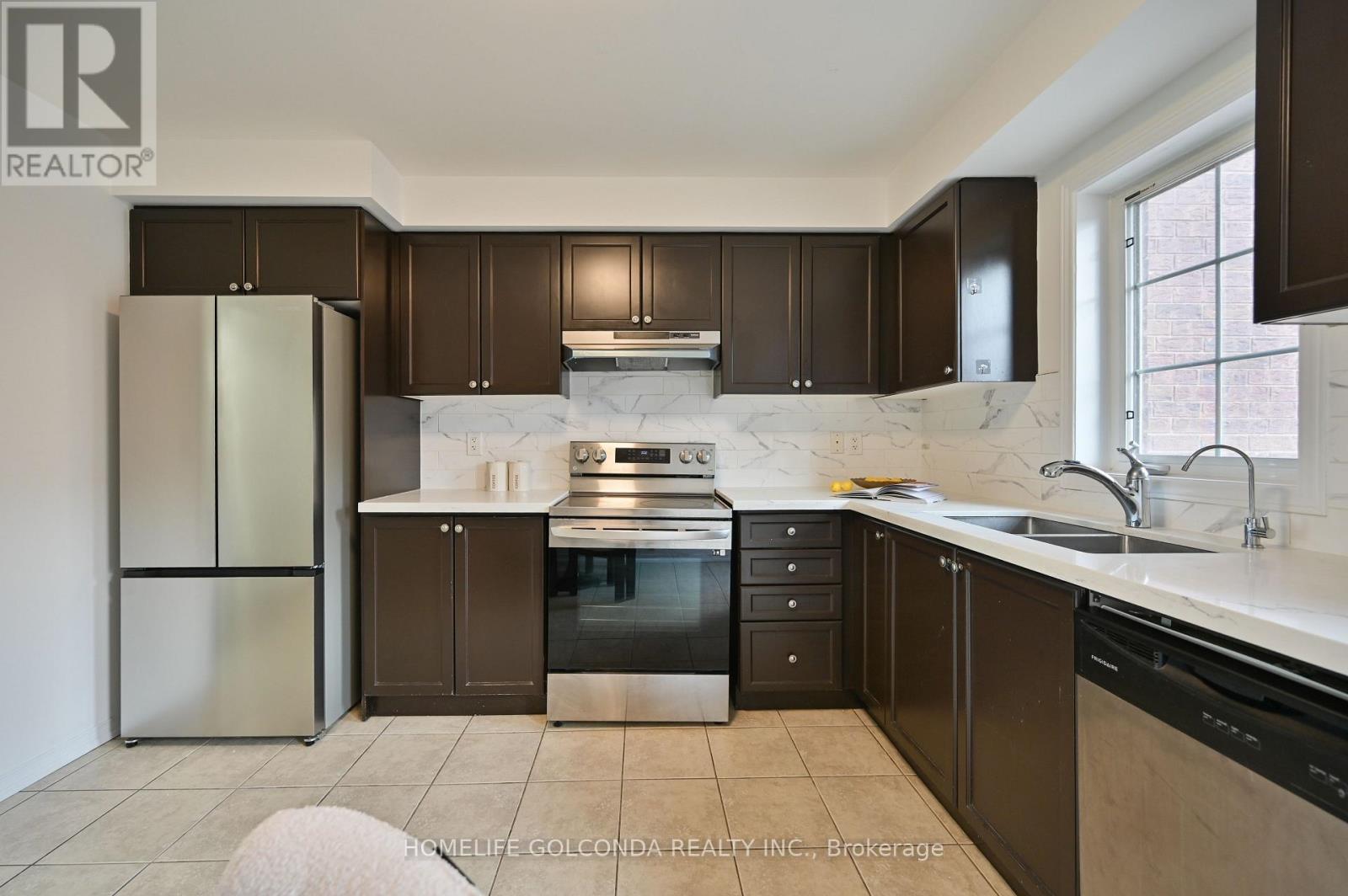 5277 Major Mackenzie Drive E Property Photo 18