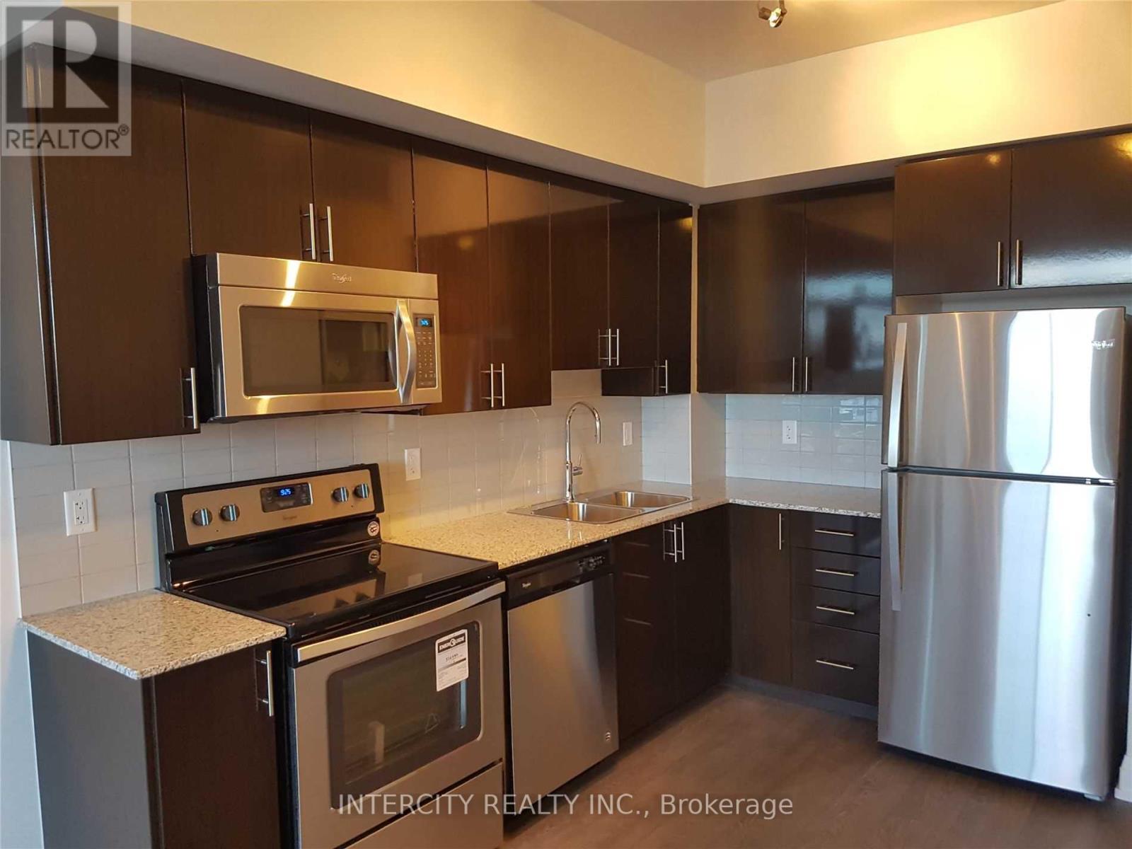 2011 - 7890 BATHURST STREET Property Photo 1