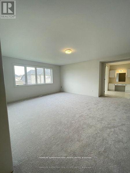 17 Bellflower Crescent Property Photo 24