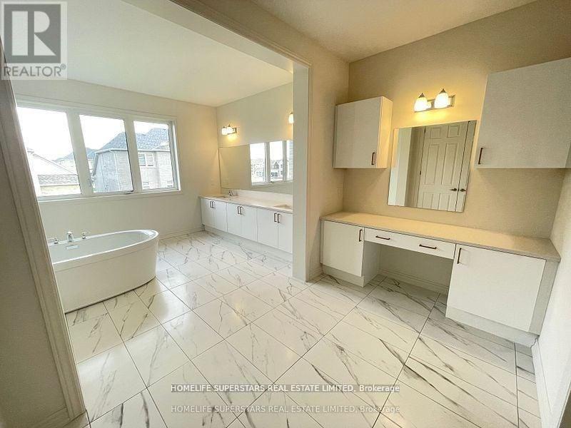 17 Bellflower Crescent Property Photo 26