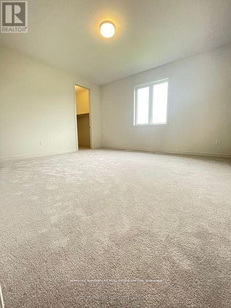 17 Bellflower Crescent Property Photo 32