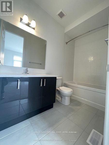17 Bellflower Crescent Property Photo 37