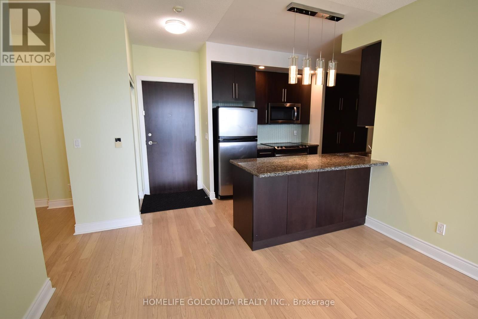 1667 - 23 Cox Boulevard Property Photo 10