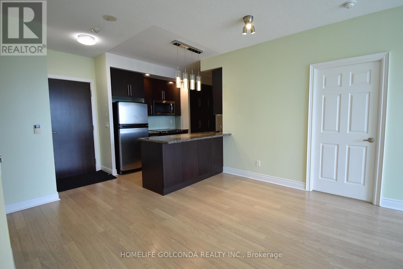 1667 - 23 Cox Boulevard Property Photo 20