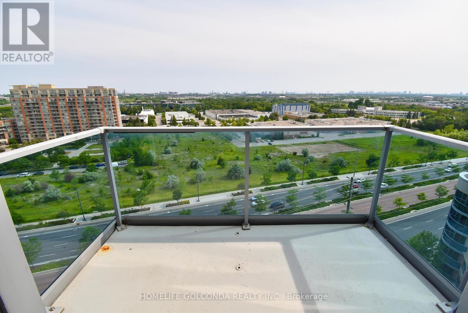 1667 - 23 Cox Boulevard Property Photo 29