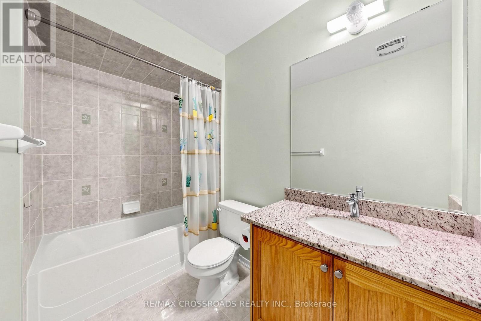 41 Prince Charles Way Property Photo 19