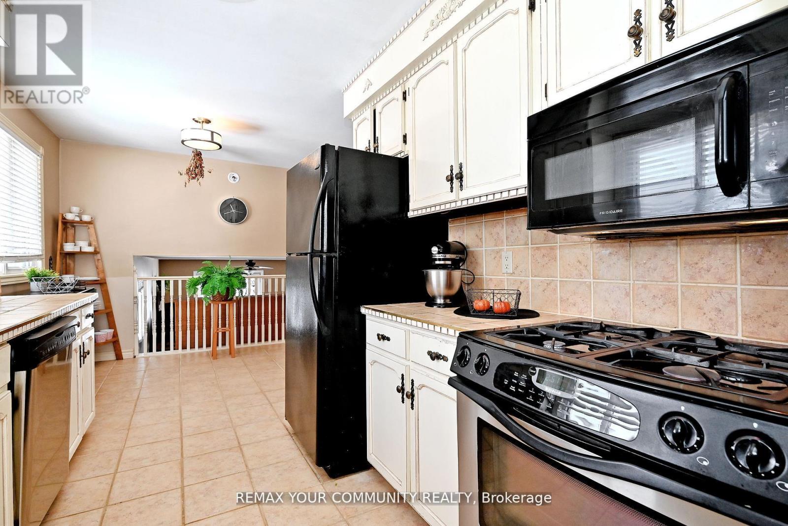 56 James Street Property Photo 14
