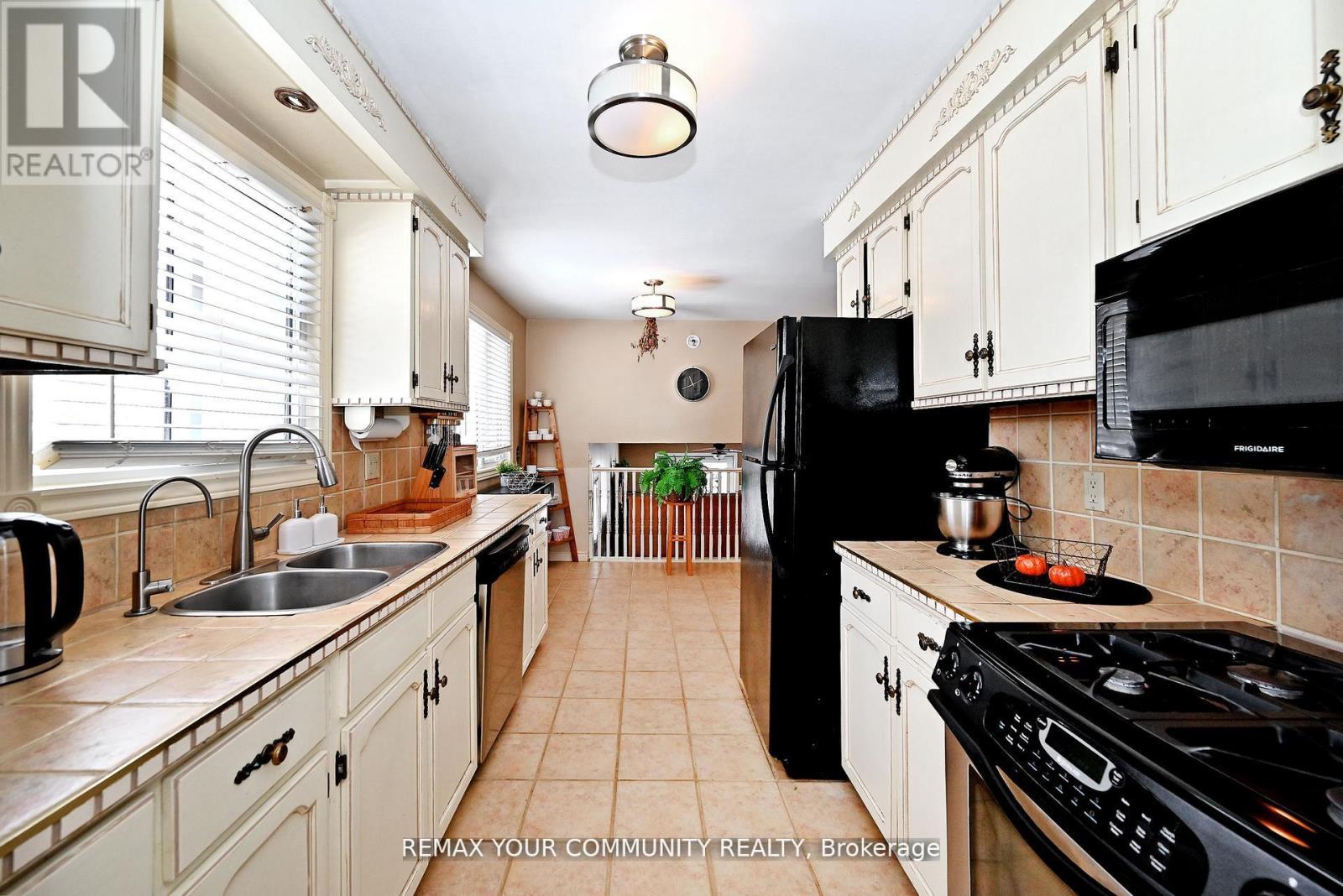 56 James Street Property Photo 15