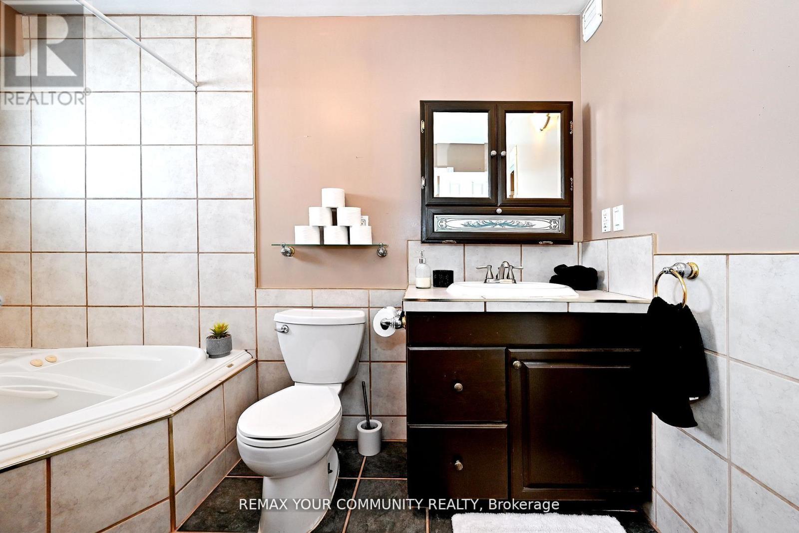 56 James Street Property Photo 21
