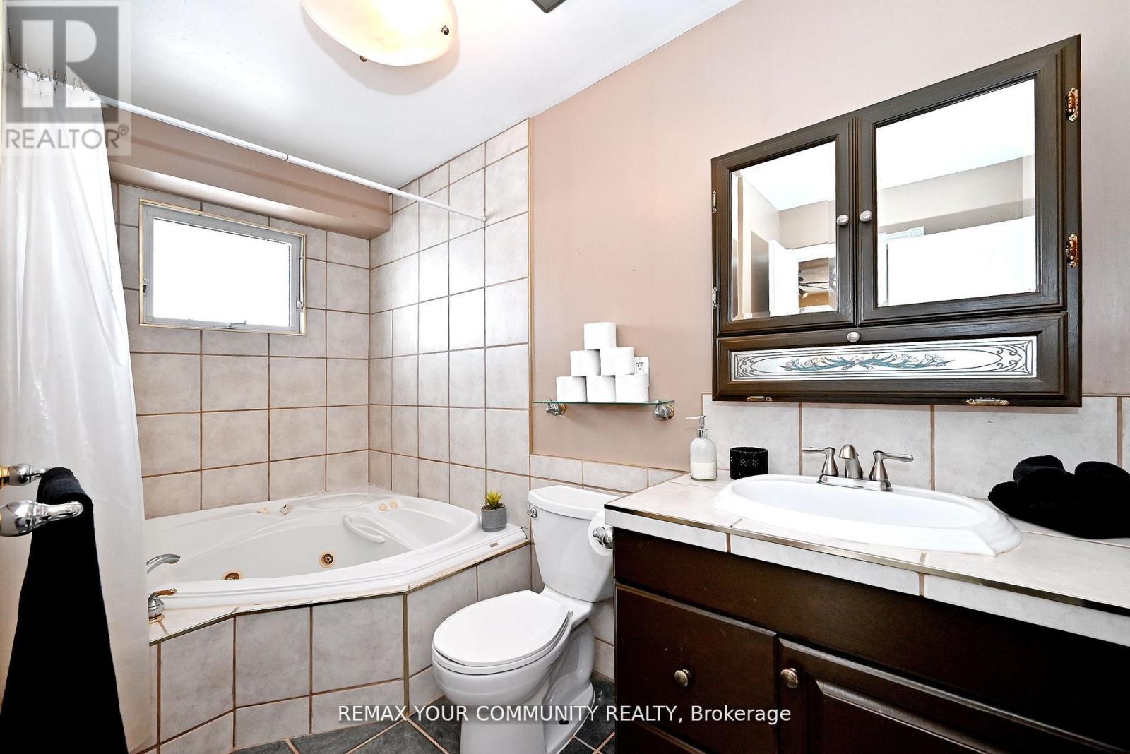 56 James Street Property Photo 22