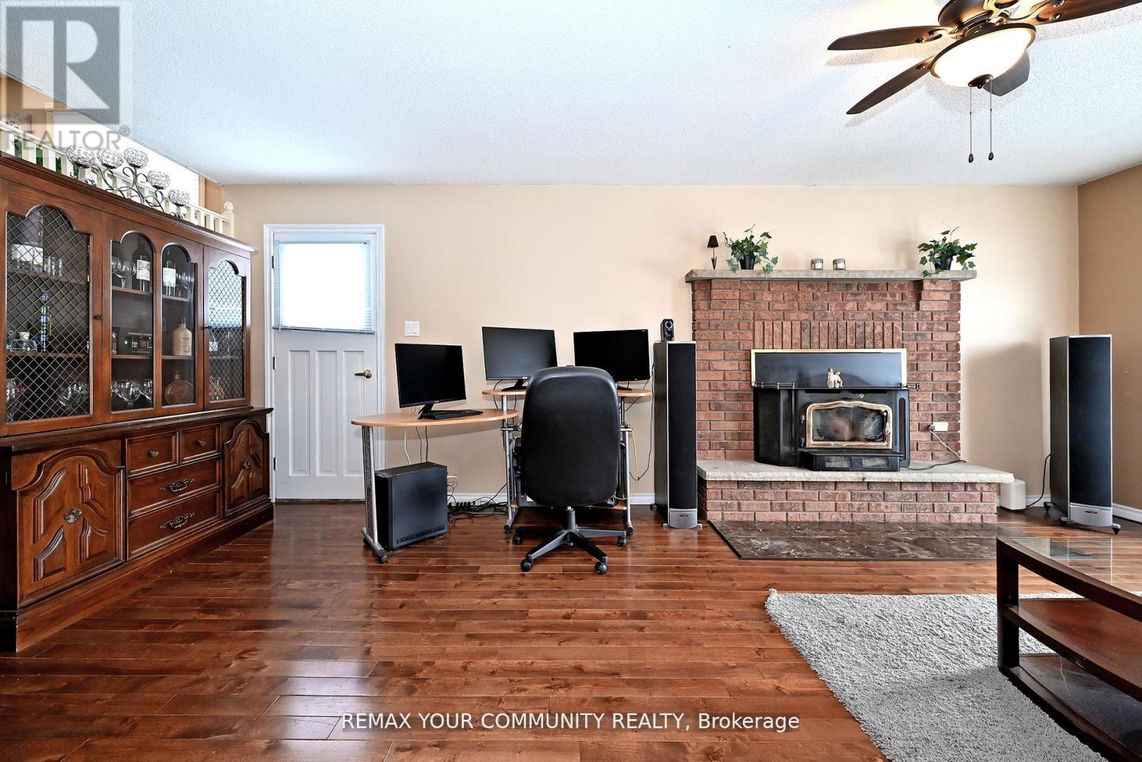 56 James Street Property Photo 33