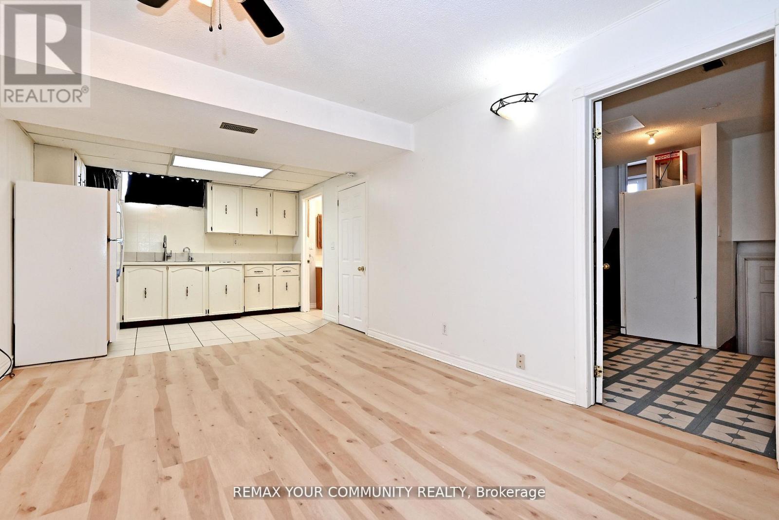 56 James Street Property Photo 42