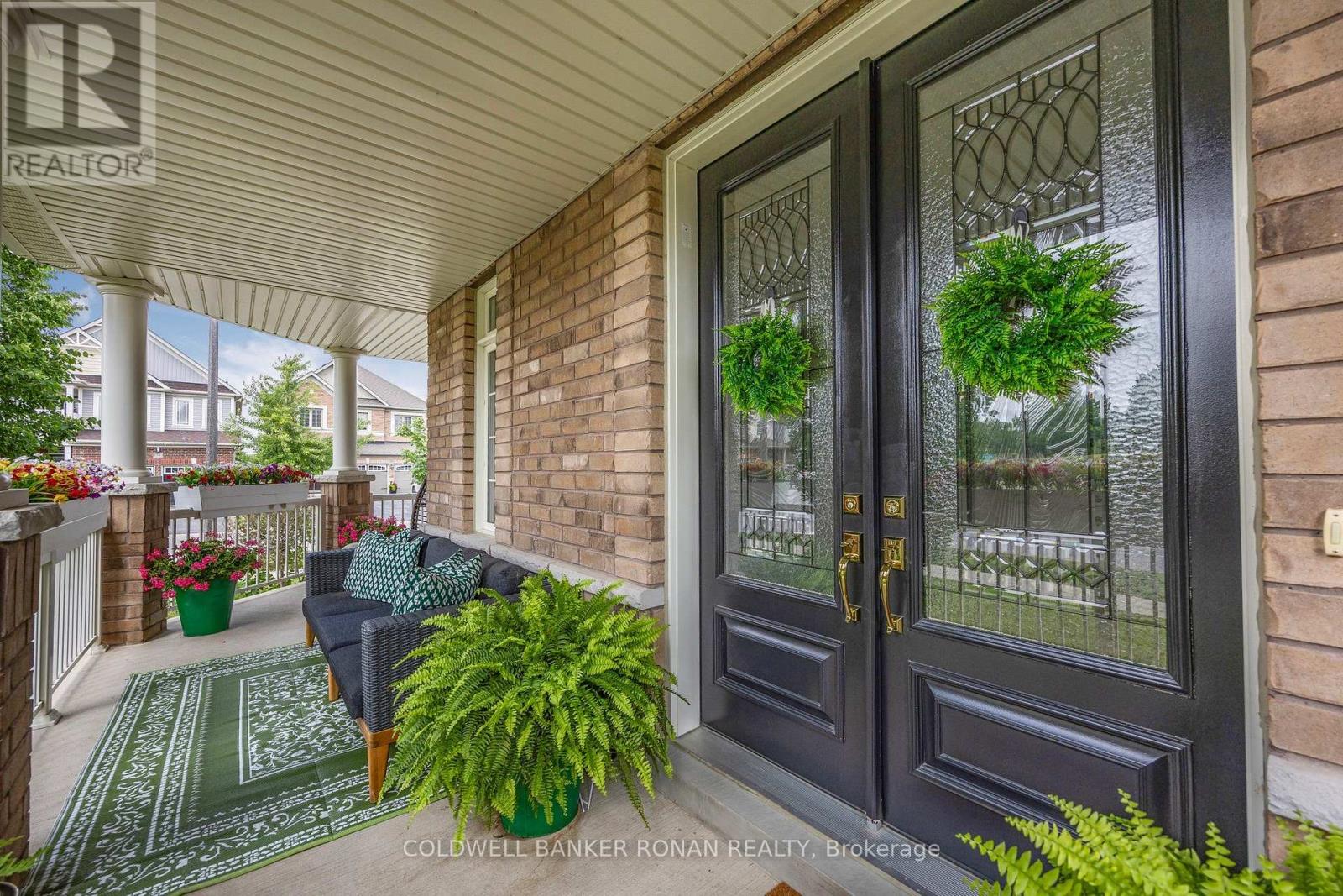 71 Cauthers Crescent Property Photo 2