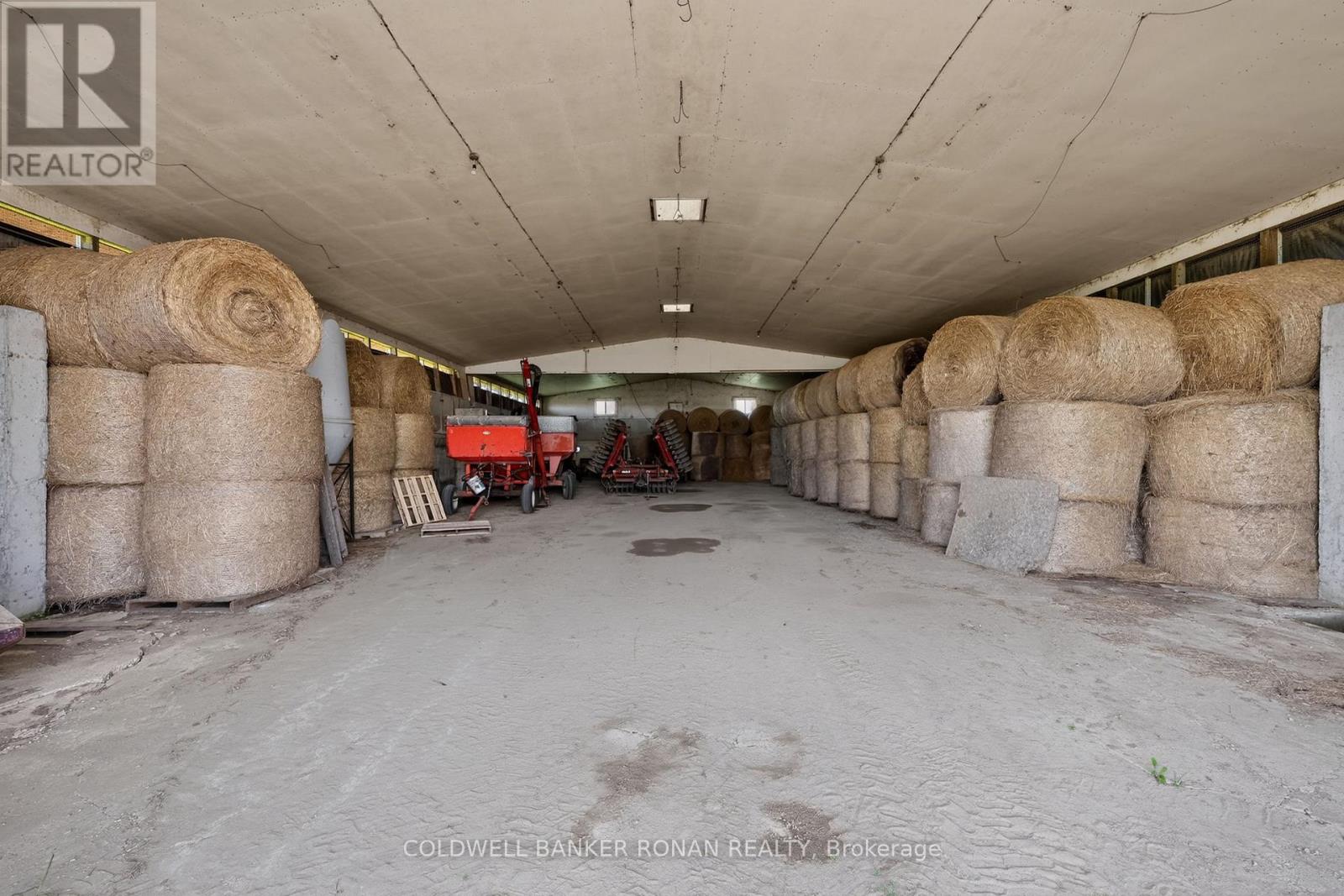 8562/8587 6th Line Property Photo 38