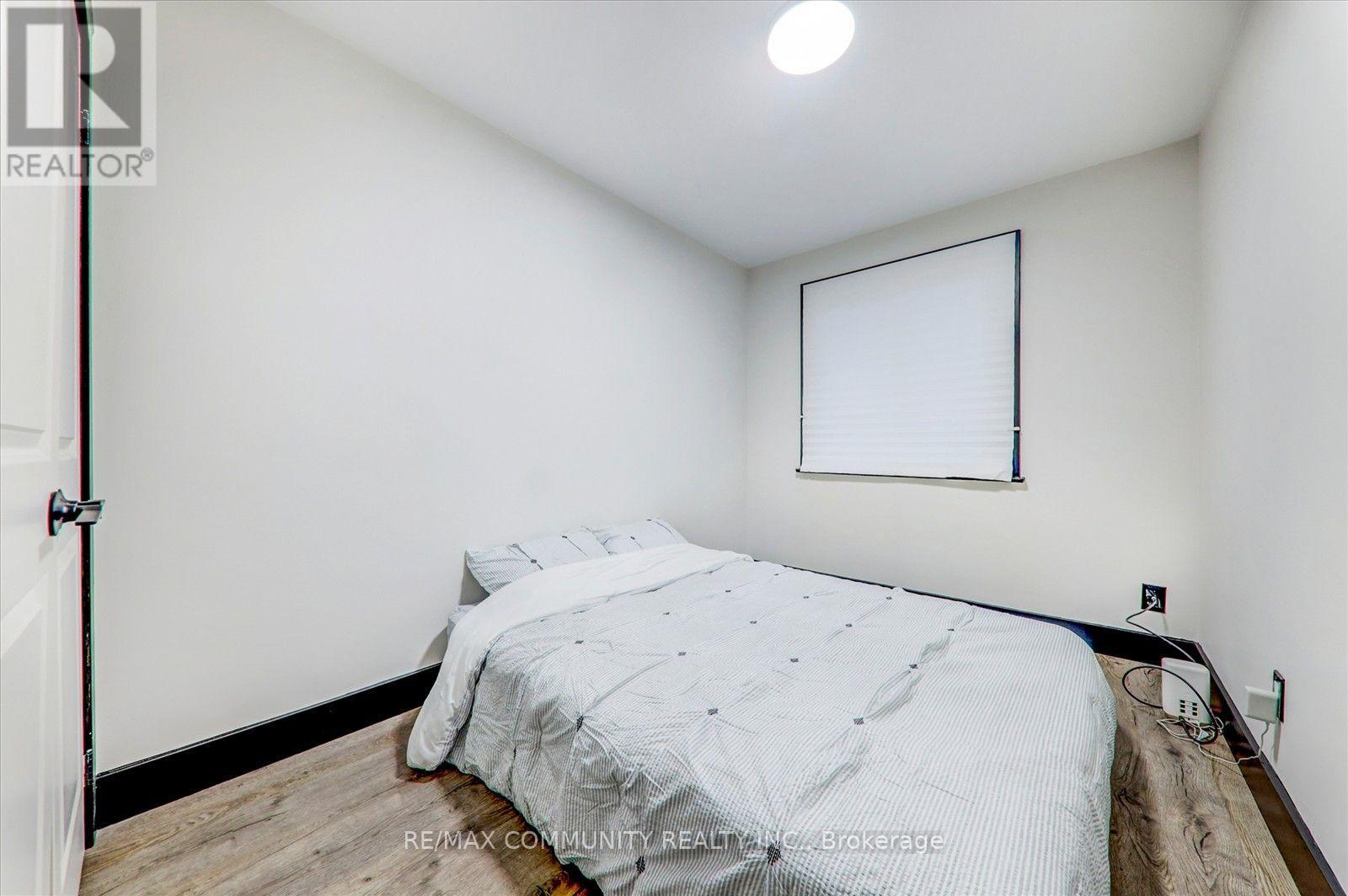 25 George Street Property Photo 24