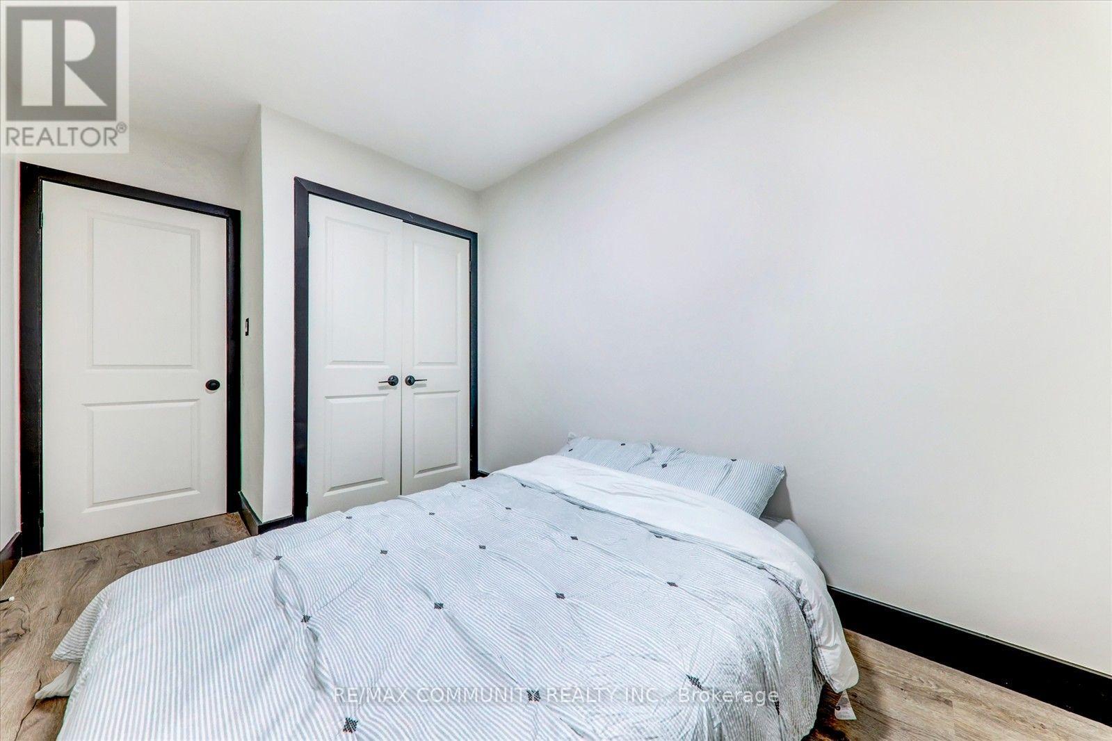25 George Street Property Photo 25
