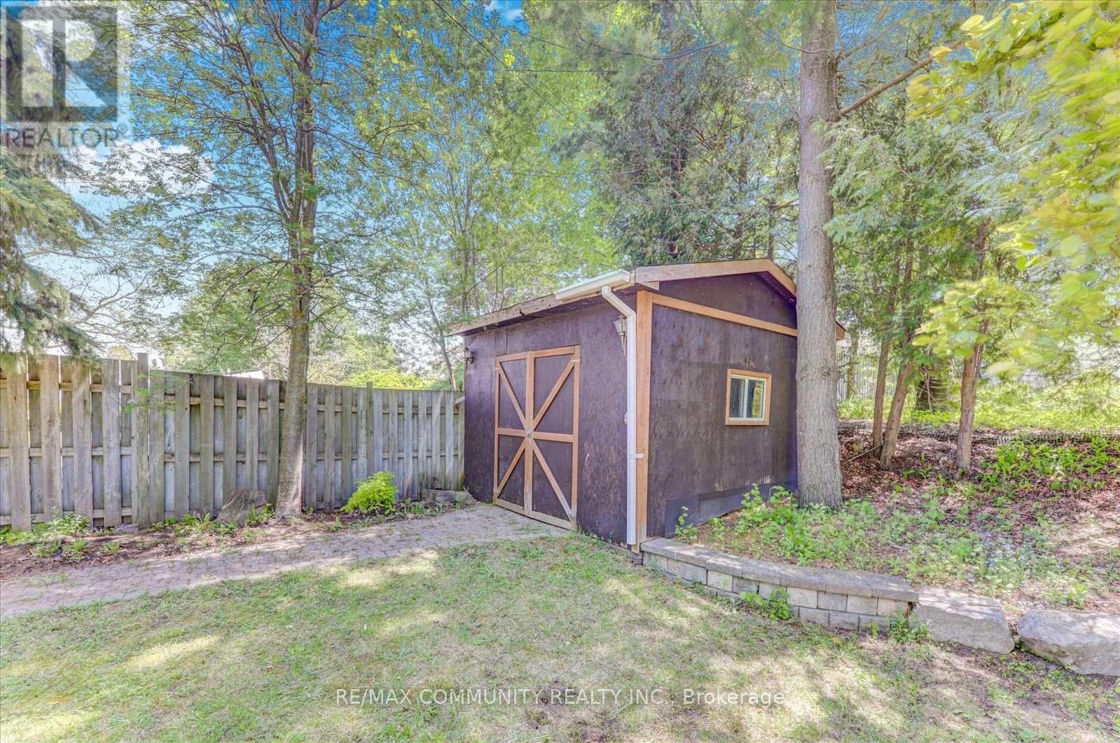 25 George Street Property Photo 41