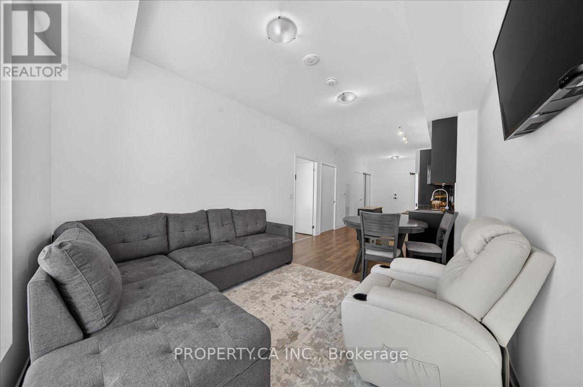 1902 - 474 Caldari Road Property Photo 6